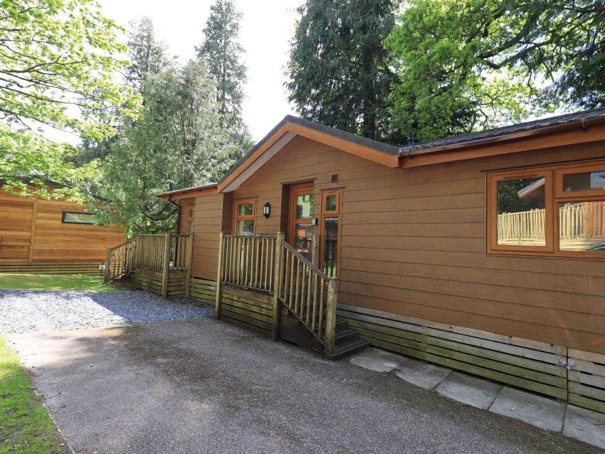 Forest Pines Lodge Bowness-on-Windermere Exterior photo