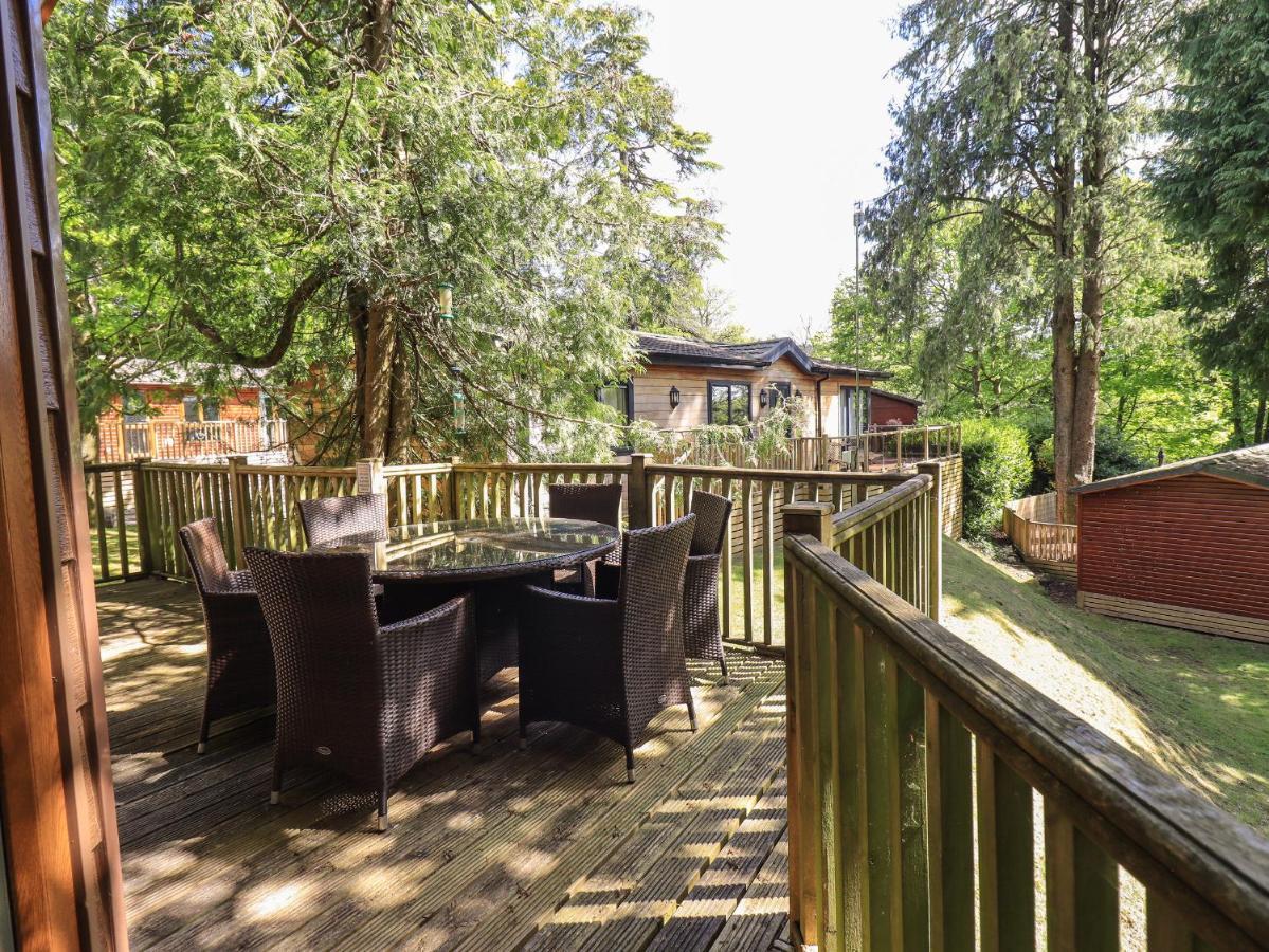 Forest Pines Lodge Bowness-on-Windermere Exterior photo